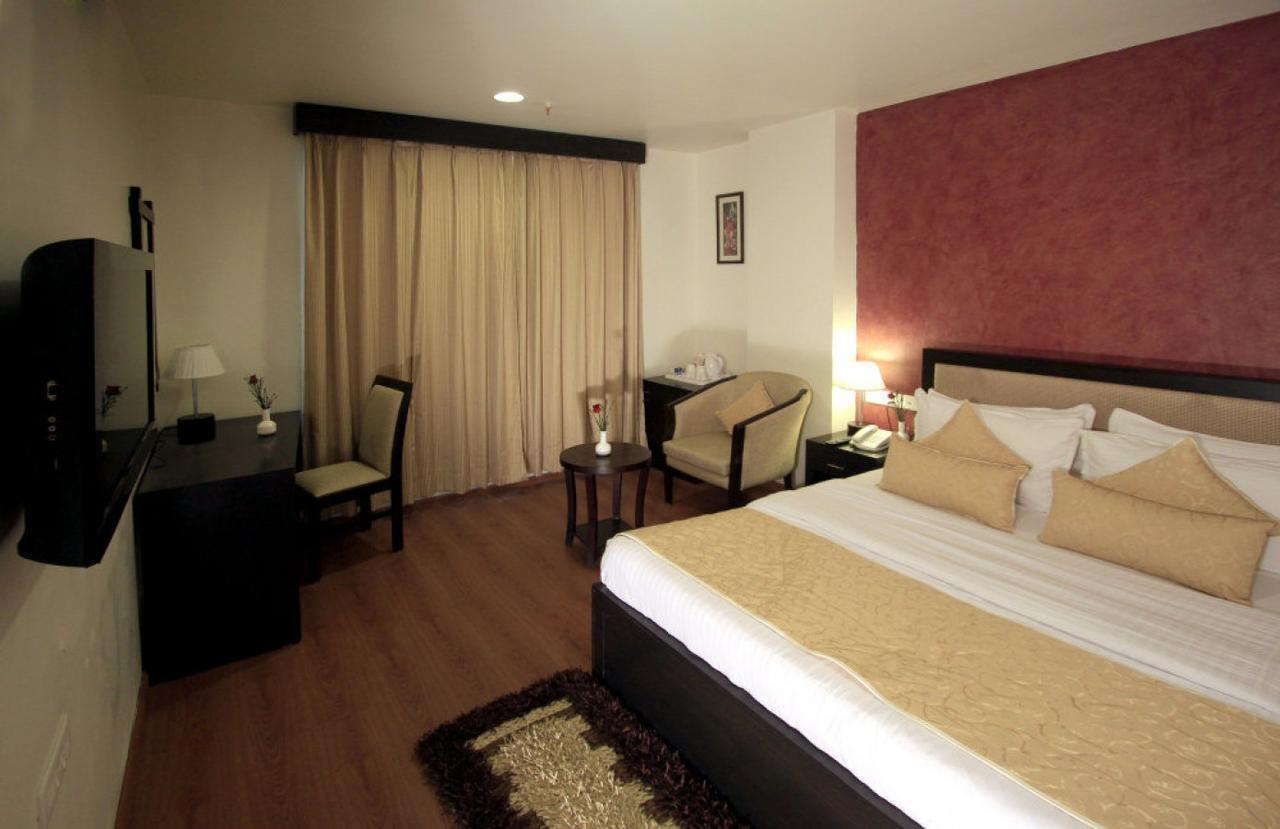 Clarks Inn Kaushambi Ghaziabad Dış mekan fotoğraf